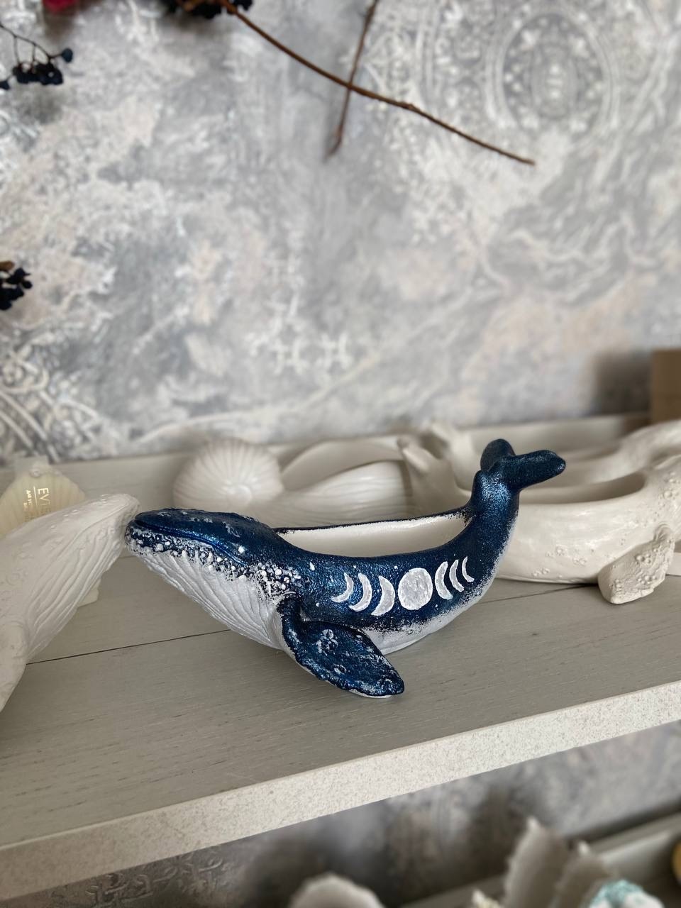 Подсвечник Кит