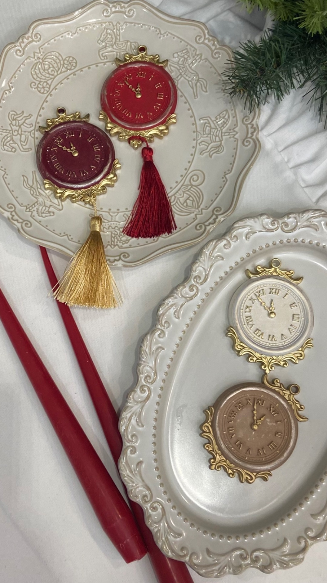 Фигурки Часы