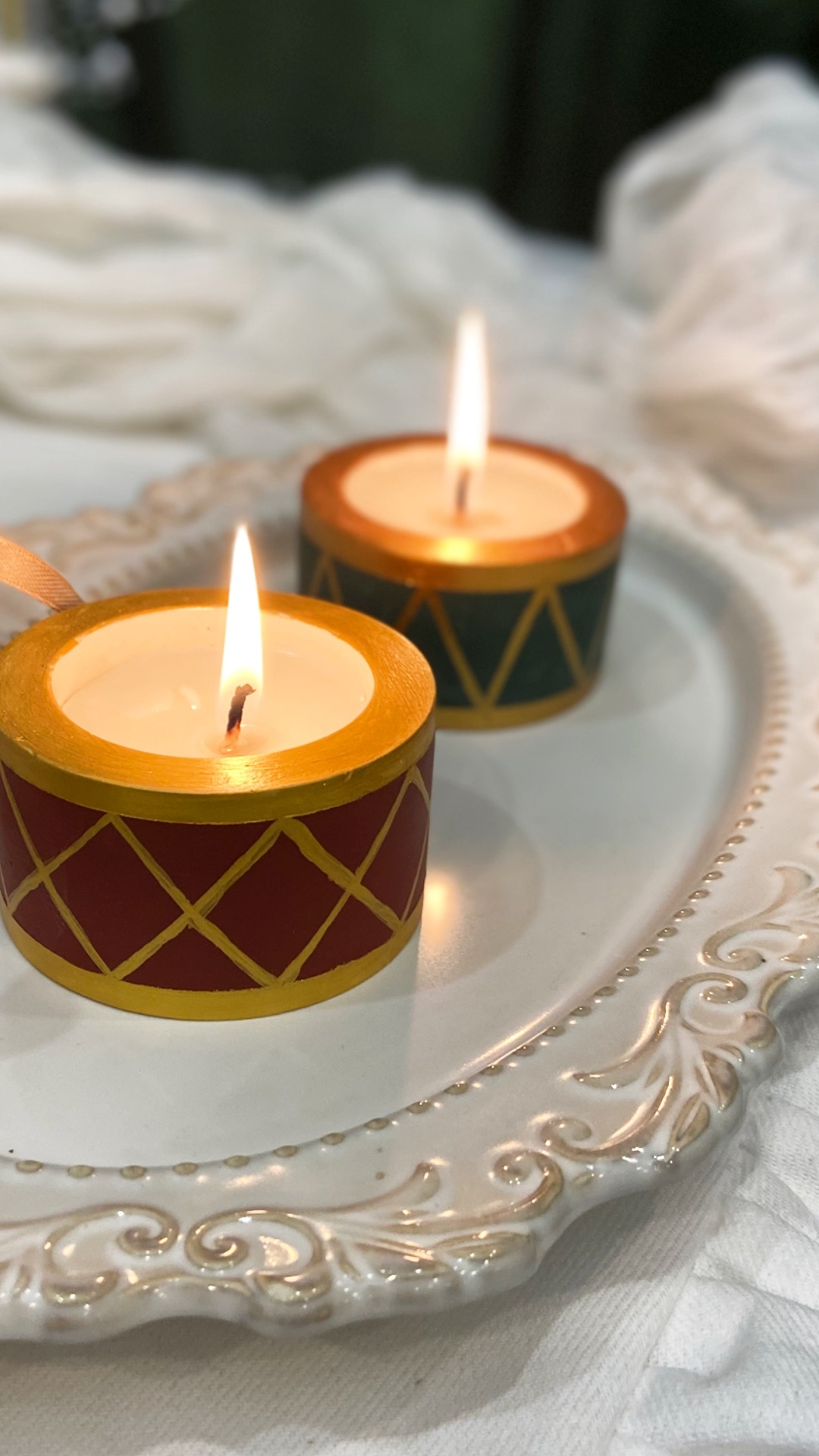 Подсвечников 2 шт по 50 мл и аромасаше в деревянных формочках