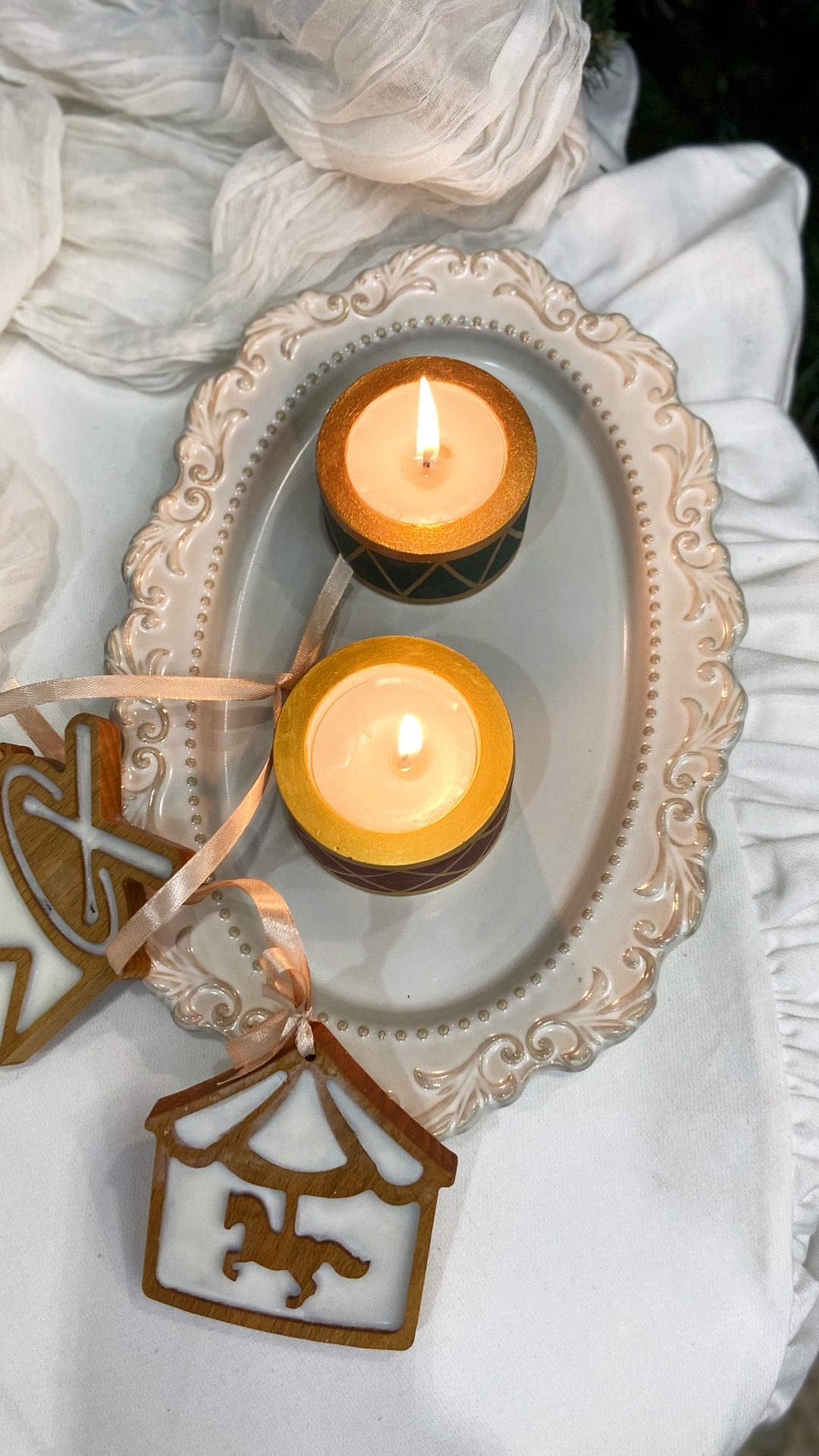 Подсвечников 2 шт по 50 мл и аромасаше в деревянных формочках